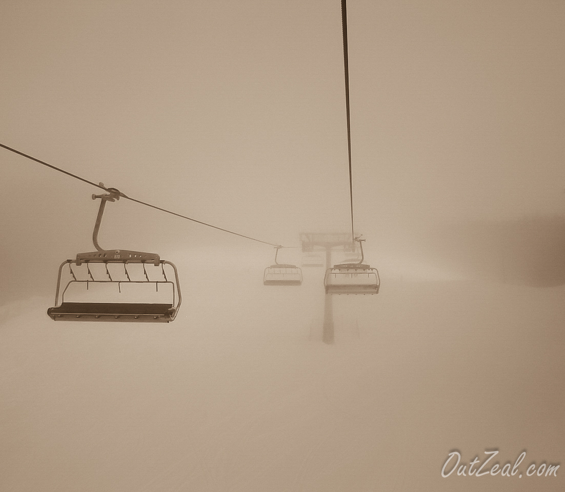 Skiing Image