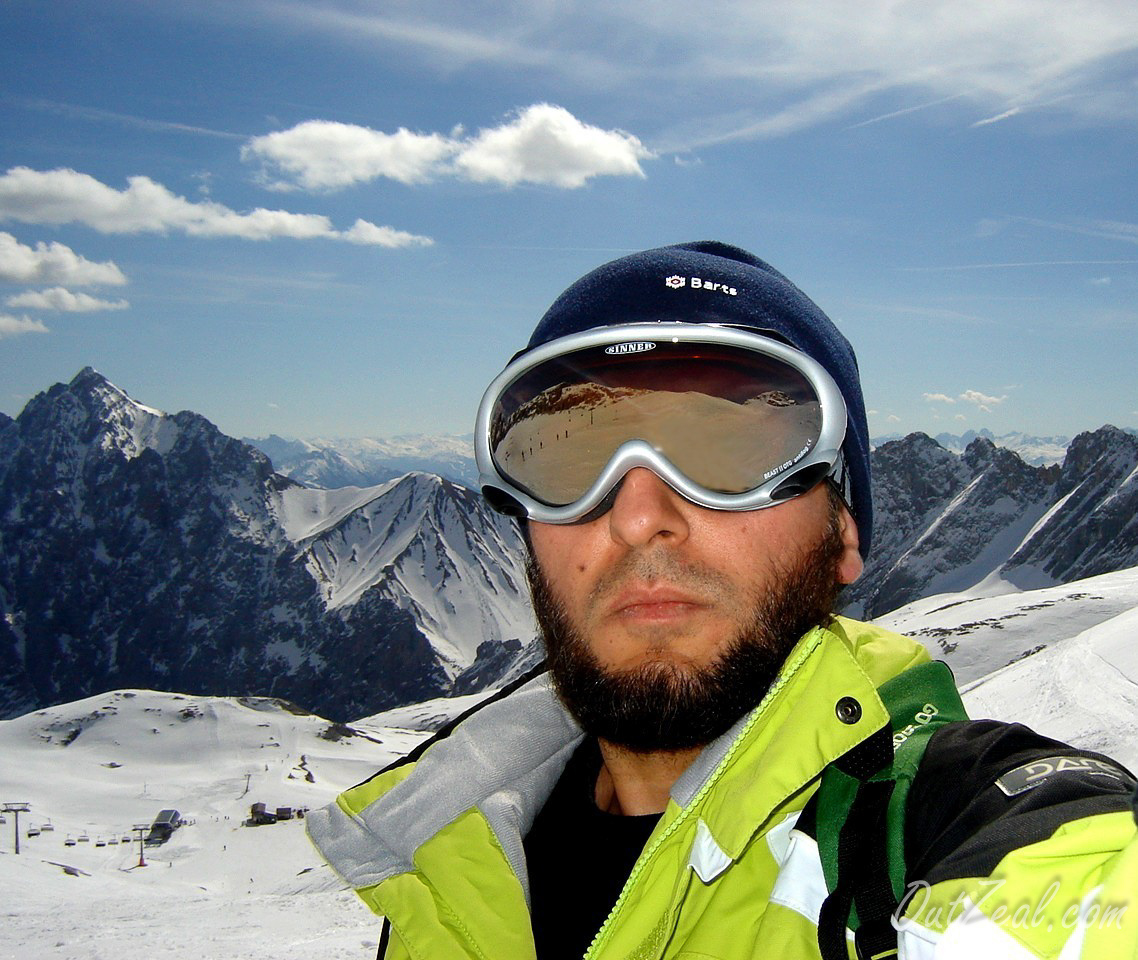 Skiing Image